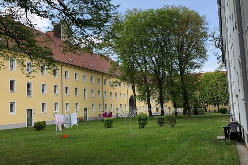 Idyllisches Wohnerlebnis in urbaner Lage steht für Sie bereit! Ruhig und grün gelegen wird Erholung pur geboten - gleichzeitig sorgt die erstklassige Infrastruktur für kurze Wege! Sofort verfügbar!, Wohnung-miete, 452,47,€, 4400 Steyr(Stadt)