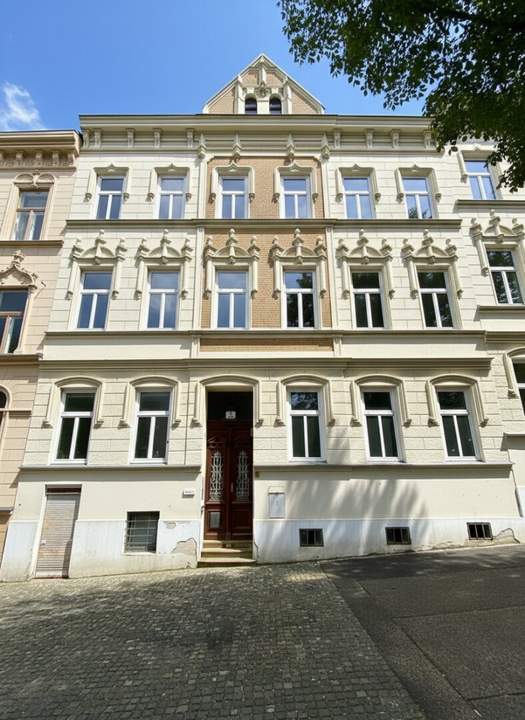 Attraktives Zinshaus mit Entwicklungspotenzial in gefragter Wohnlage