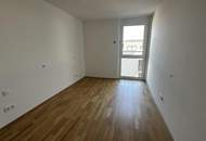 ZU HAUSE DIREKT AN DER U3