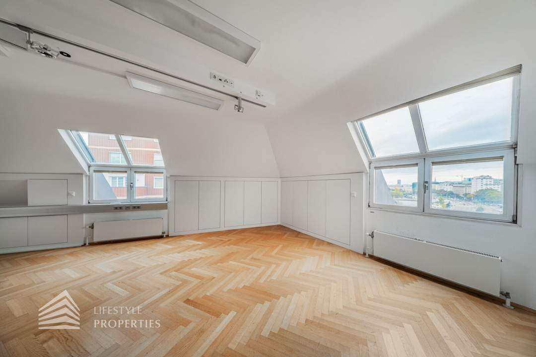Erstbezug! Renoviertes 6-Zimmer Büro in Toplage