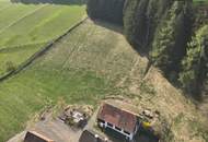 SANIERUNG 2025: Geräumiges Einfamilienhaus mit angeschlossener Kleinlandwirtschaft (Neben- und Stallgebäude) mit ca. 2.700 m² Grund