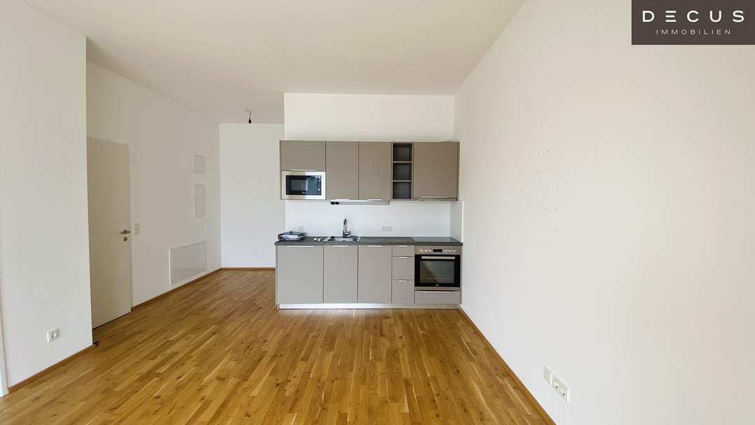 / VERFÜGBAR AB 1.04.2025 / BALKON / MODERNE AUSSTATTUNG / 2 ZIMMER / GUTE AUFTEILUNG