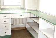 9-Zimmer Altbaubüro in der Innenstadt!