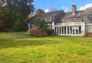 Großzügiges Anwesen am Rosenhain