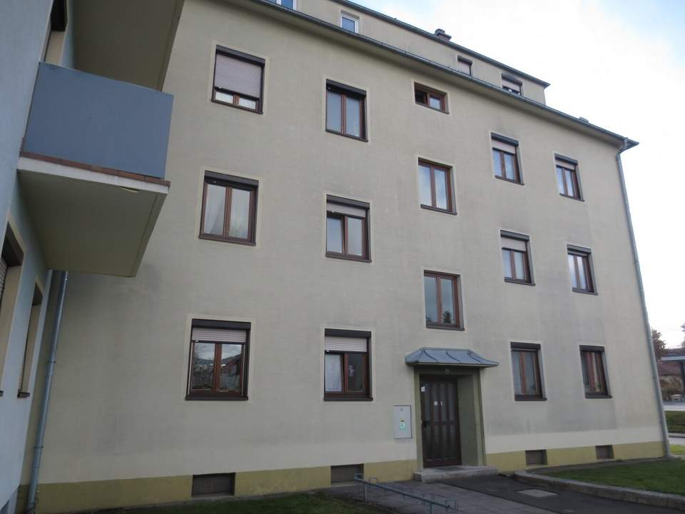 UNBEFRISTETES Wohnglück mit separater Küche und Balkon
