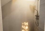 Über den Dächern des Stuwerviertels: elegante 3-Zimmer-Dachgeschosswohnung mit privater Dachterrasse nahe Prater