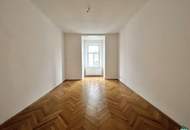 Klassischer 2-Zimmer-Altbau in der Martinstraße