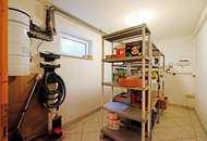 Exklusives Wohnhaus mit Indoorpool und Aussicht und LIFT , 3200 Grundstück NEUER TOPPREIS