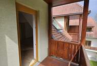 Unbefristete 3-Zimmer-Wohnung mit Waldblick von den 2 Balkonen in ruhiger Lage!