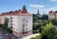 Sanierungsbedürftige 2-Zimmer-Wohnung in zentraler Lage mit Blick auf die Herz-Jesu-Kirche