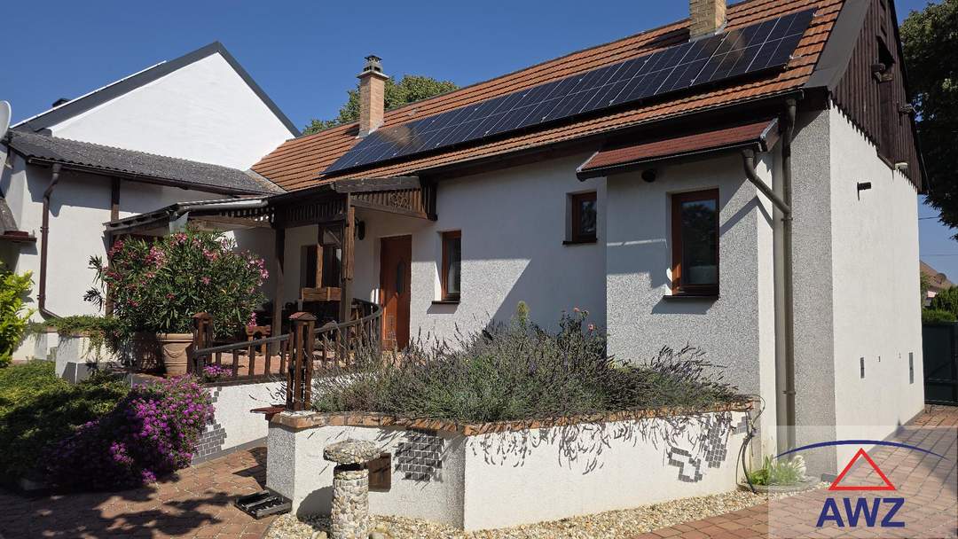 Reizendes Haus mit großem Garten und moderner Ausstattung Euro 395.000.-