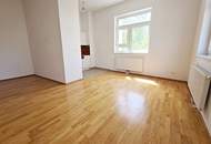 BERNHARDTSTALGASSE, unbefristete 96 m2 Altbau, Wohnküche, 3 Zimmer, Komplettküche, Wannenbad, gefördert, WG-geeignet