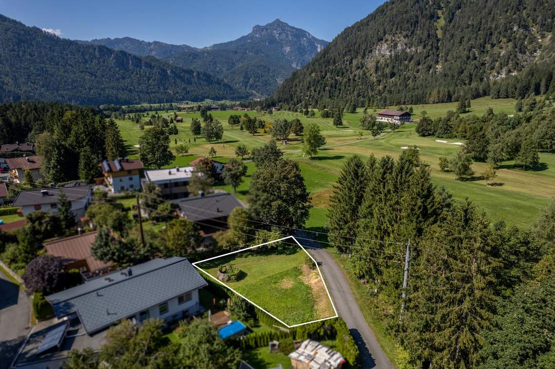 NEUER PREIS (!) - Sehr ruhig gelegenes Grundstück neben dem Golfplatz