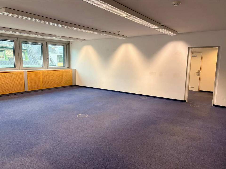 Arbeiten, wo Wien am pulsierendsten ist: Exklusives Büro nähe Karlsplatz zu mieten