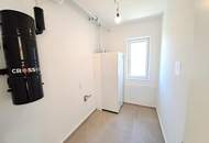 Exklusive Doppelhaushälfte mit Pool, Garten u. Garage