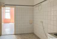 Sanierungsbedürftige Altbauwohnung