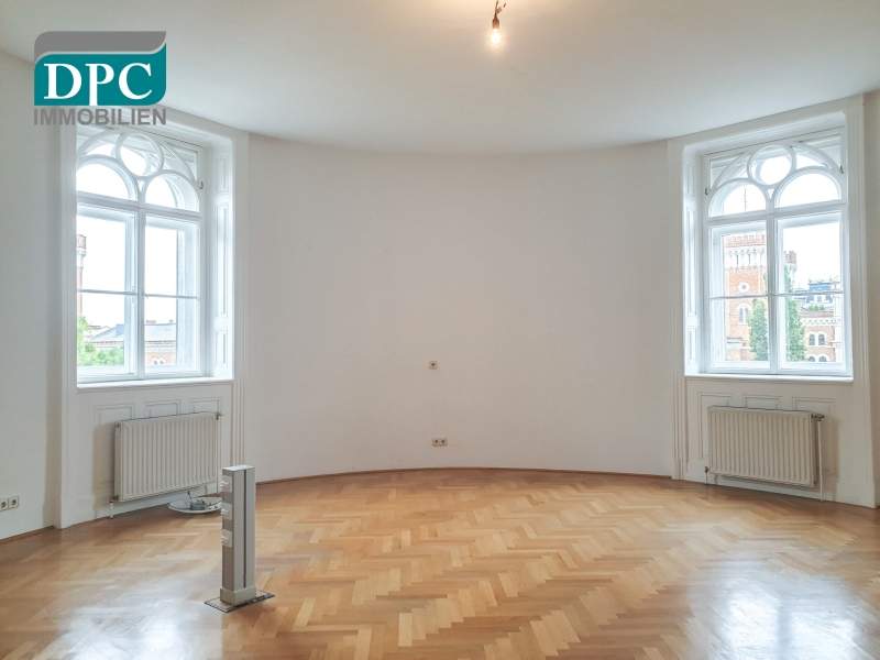 DPC | Prunkvolles Palais