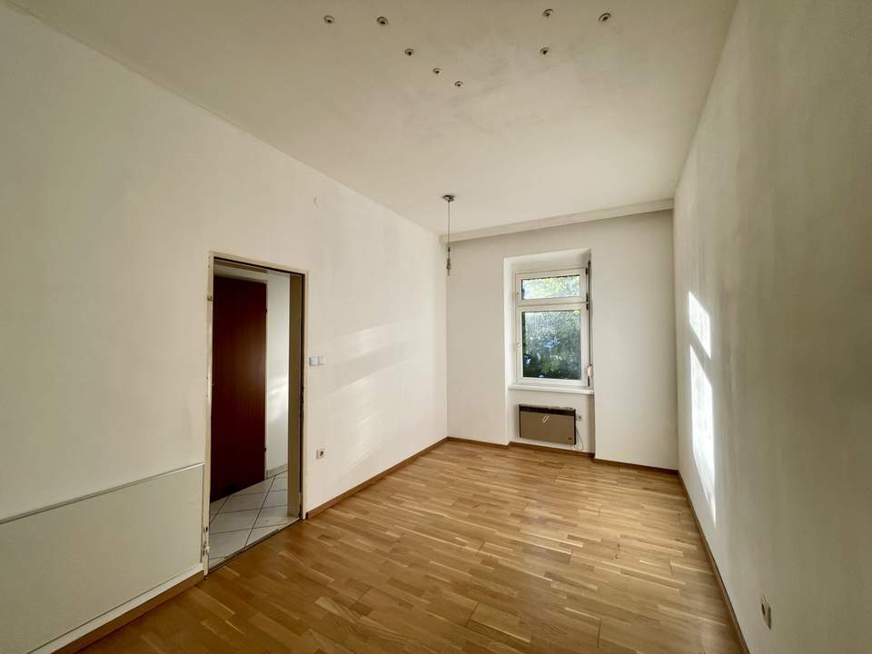 Nette Kleinwohnung für den Eigengebrauch oder zur Vermietung - Besichtigungstermine siehe Expose!