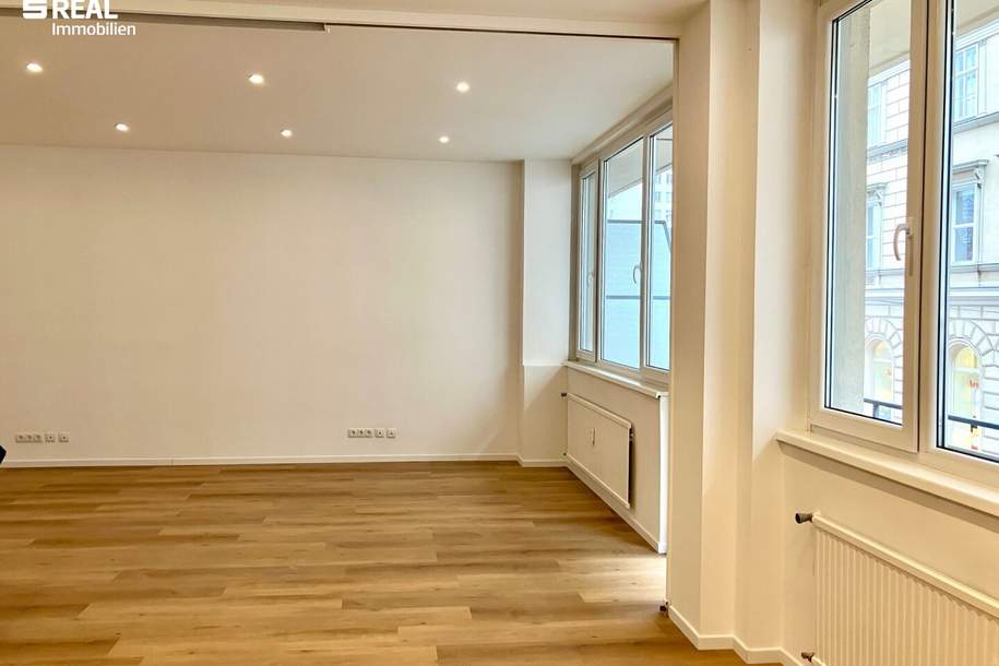 NEU ADAPTIERTES BÜRO MIT LOGGIA IN TOPLAGE BEIM SCHWEDENPLATZ, Gewerbeobjekt-miete, 3.115,17,€, 1010 Wien 1., Innere Stadt