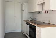 PERFEKT AUFGETEILTE RENOVIERTE WOHNUNG MIT GARAGE ZWISCHEN THERMALBAD UND KURPARK