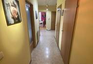 "Ruhige gepflegte Wohnung Nähe Bahnhof"