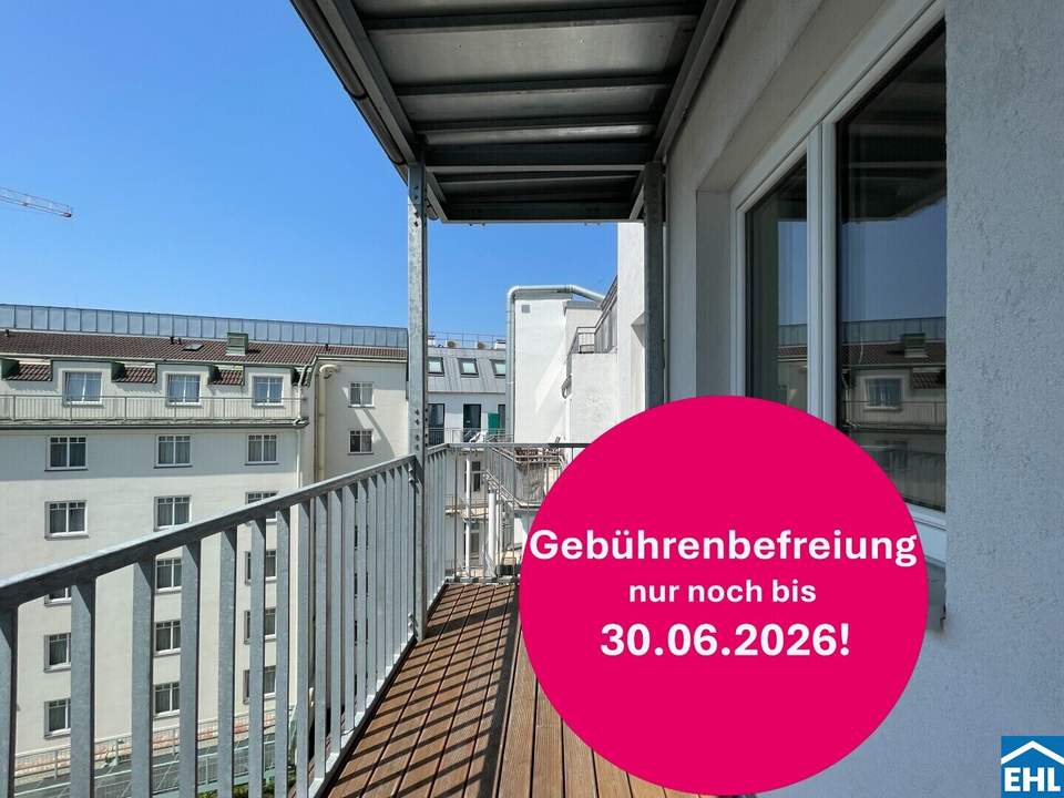 Im Dachgeschoßausbau: 3-Zimmerwohnung mit Balkon in U-Bahn-Nähe