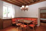 Großzügiges, sanierungsbedürftiges Altbauhaus mit Charakter und Potenzial