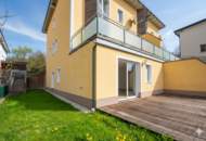 Schönes Doppelhaus in Aussichtslage