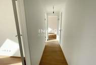 Einziehen &amp; wohlfühlen direkt in U-Bahn Nähe: 3-Zimmer DG-Wohnung mit Balkon und Terrasse