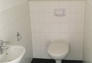 Lichtdurchflutete Dachgeschosswohnung mit mehreren Freiflächen!