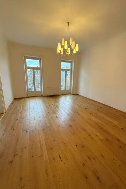 Elegante Altbauwohnung im Herzen des 2. Bezirks