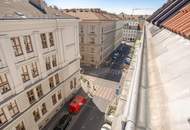 Galerie mit Wendeltreppe