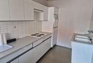 Renovierungsbedürftiges Mittelreihenhaus