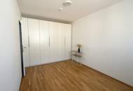 Wunderschöne 2-Zimmer Wohnung mit Balkon (Möbel in den Fotos kann übernommen werden)
