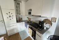 Kleine Single-Wohnung mit Balkon