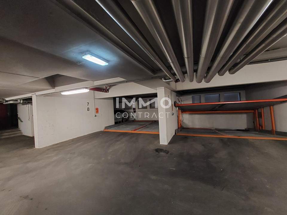 Praktischer Stapelparker im Domviertel / Hafnerstr.32/Wurmstr.12 (obere Plattform)