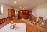 Einzigartiges Haus in Südlage mit unverbaubarem Fernblick auf leichter Hanglage