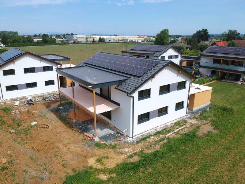Nur mehr 3 verfügbar: Wunderschöne Eigentumswohnungen (72m²) mit überdachten Terrassen, traumhaften Eigengärten und Riegersburgblick bei Fürstenfeld! Provisionsfrei!