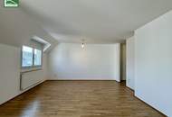 Großzügige 4-Zimmer Dachgeschosswohnung inkl. Einbauküche, Klimaanlage und sonniger Freifläche!