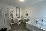 UNBEFRISTETE große 5 Zimmer im frisch ausgebauten Dachgeschoss mit DG-Terrasse!