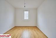 Innehoflage mit Balkon