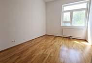 BERNHARDTSTALGASSE, unbefristete 96 m2 Altbau, Wohnküche, 3 Zimmer, Komplettküche, Wannenbad, gefördert, WG-geeignet