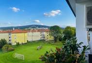 Neuwertige, großzügige Wohnung mit exclusiven Highlights