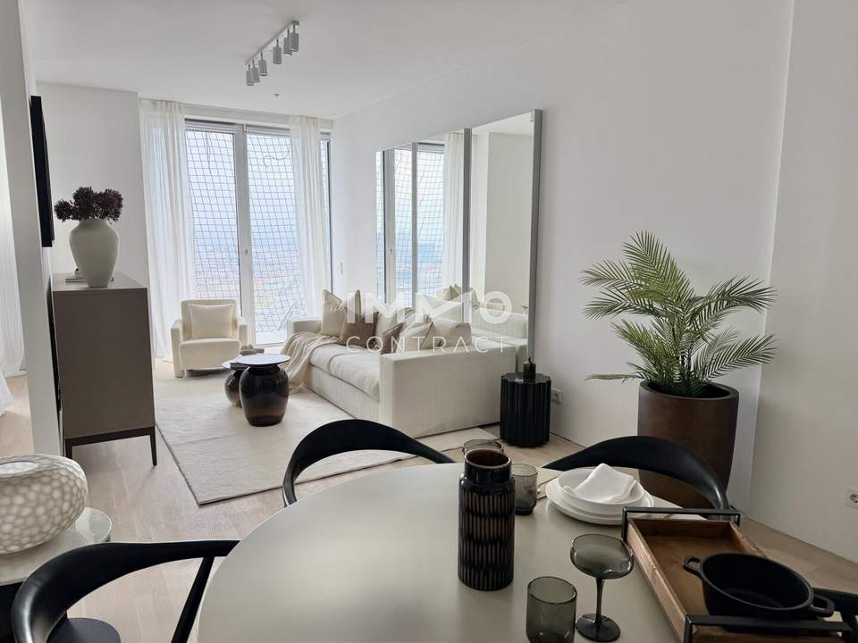 45. Etage DC2 Tower: Mit Blick über Ganz Wien