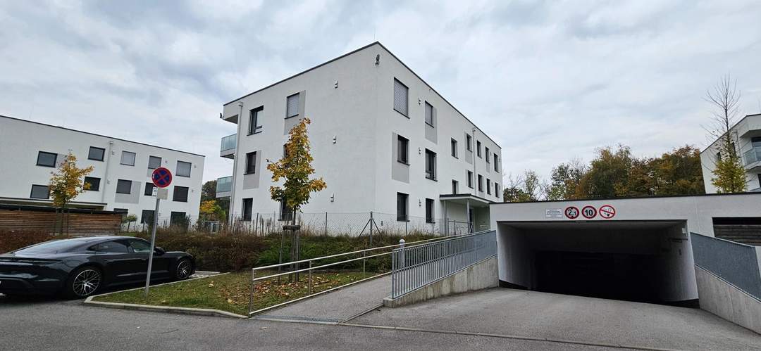 4-Zimmer-Wohnung mit Loggia und Blick ins Grüne