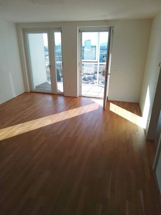 Eggenberger Gürtel 73/02/2.54 - mit großer Loggia!