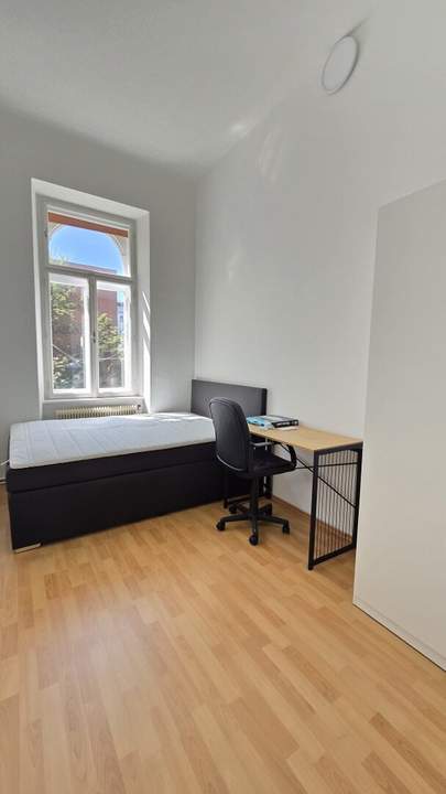 Vollmöbliert, All-inclusive Miete, Studentenzimmer in 4er WG
