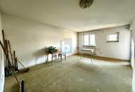 SONNIG MIT BALKON UND VIEL POTENTIAL FÜR HEIMWERKER!