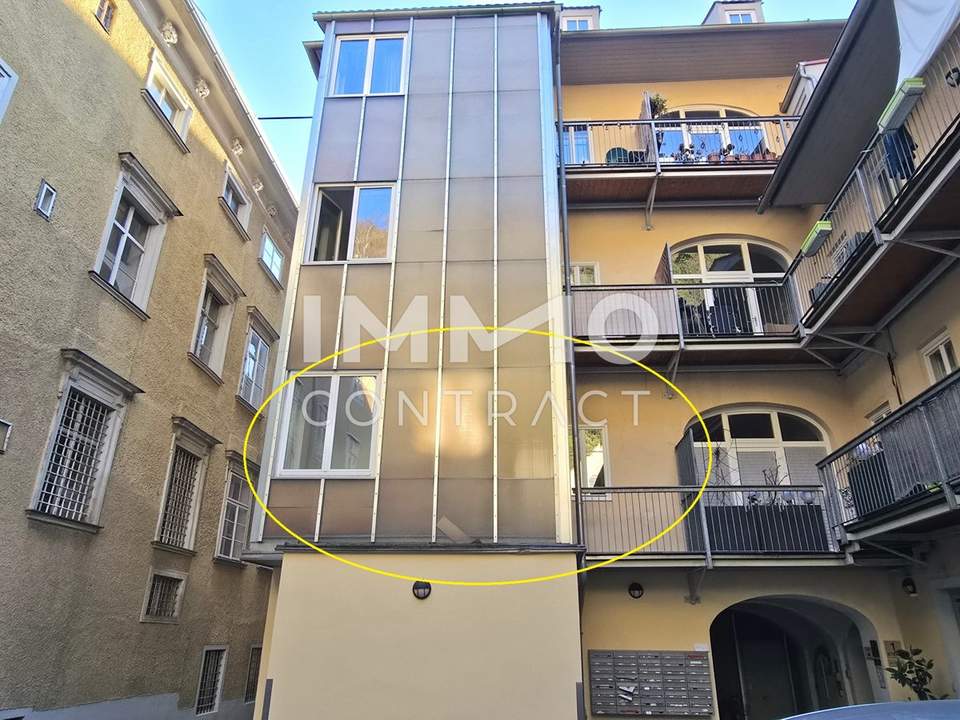 INNENSTADTLAGE: 3 Zimmer Wohnung mit getrennter Küche und Balkon in Innenhoflage - Sackstraße 24 / Top 01