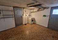 Charmantes Einfamilienhaus in ruhiger Grünlage – innen renoviert und bezugsbereit